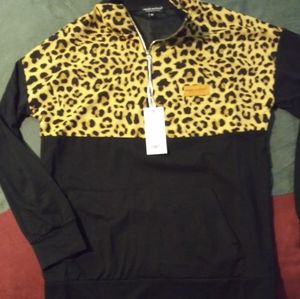 Nwt Simply Southern pullover